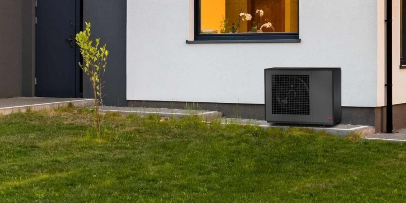 Schutz für die Wärmepumpe bei Elektro Mühlbauer GmbH in Lauterhofen