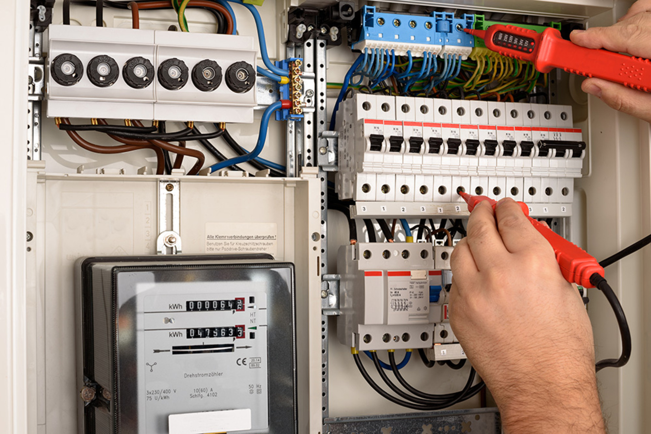 E-Check bei Elektro Mühlbauer GmbH in Lauterhofen